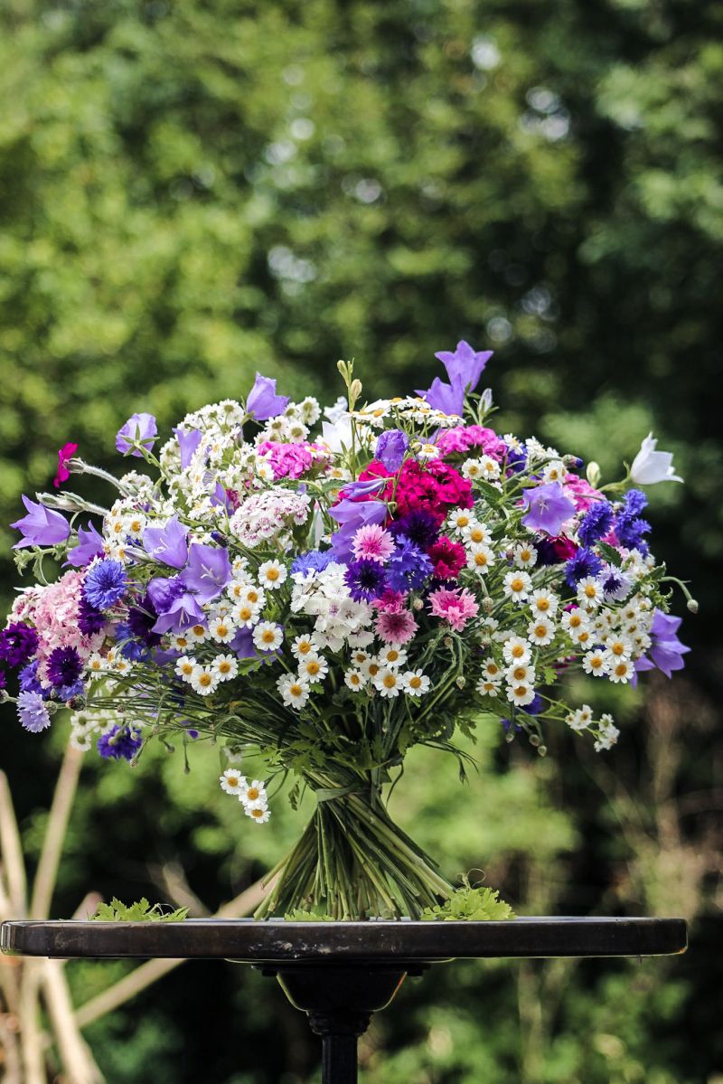 Großer, bunter Strauß mit unseren Schnittblumen