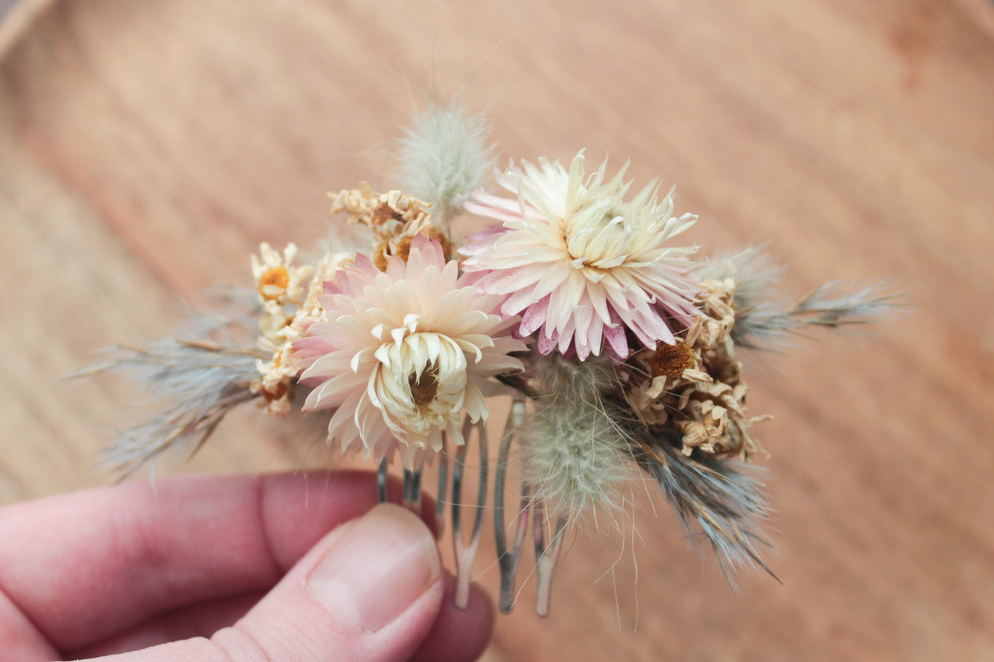 Haarkamm mit Trockenblumen "Flora"