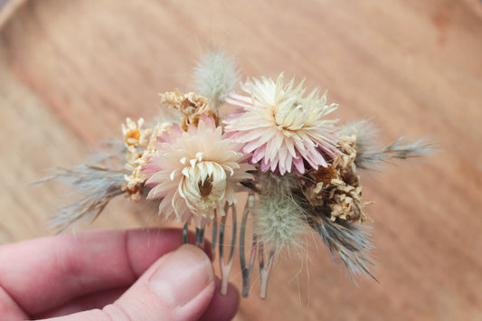 Haarkamm mit Trockenblumen "Flora"