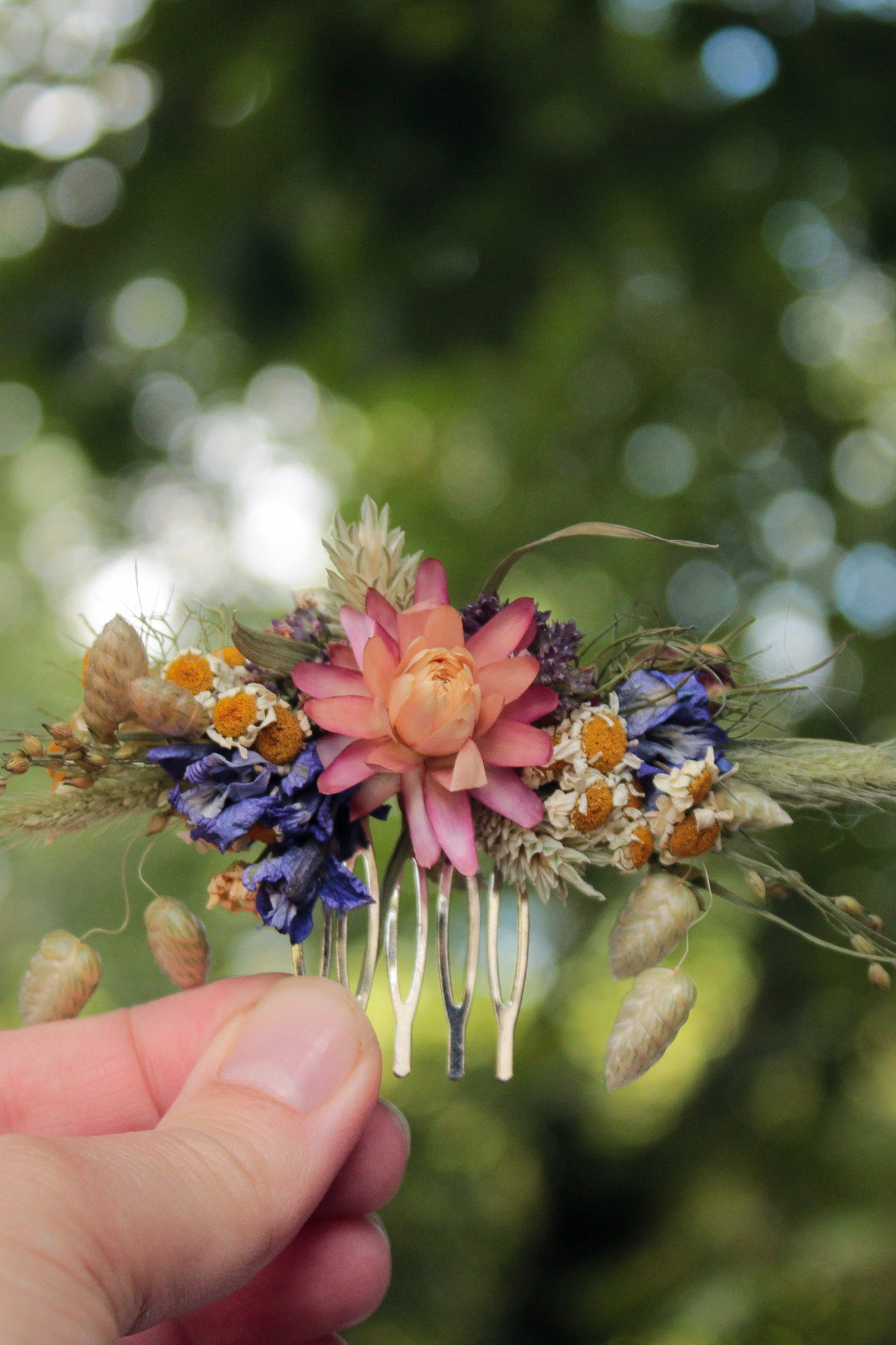 Haarkamm mit Trockenblumen "Frida"