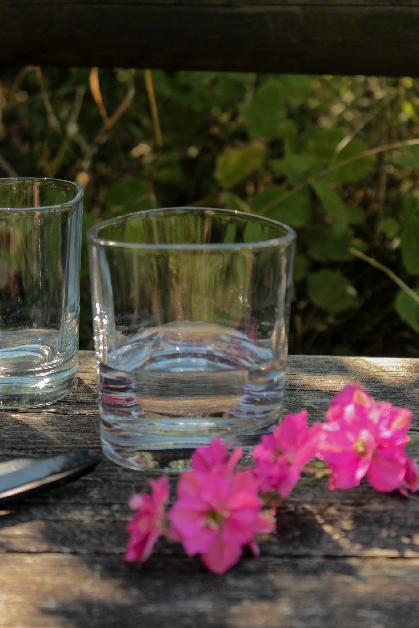 Kleine dreieckige Glasvase