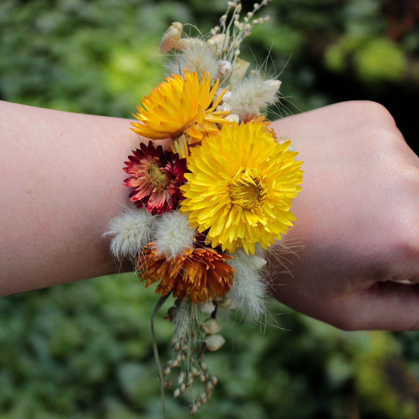 Armband mit Trockenblumen "Nora"